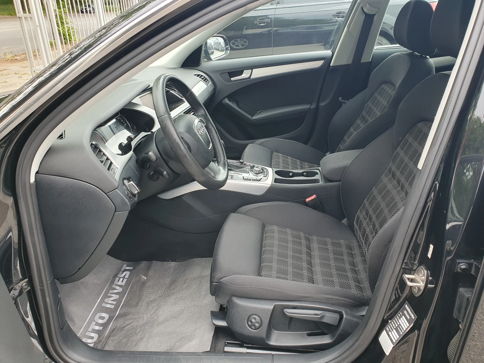 Audi A4 АВТОМАТ - изображение 9