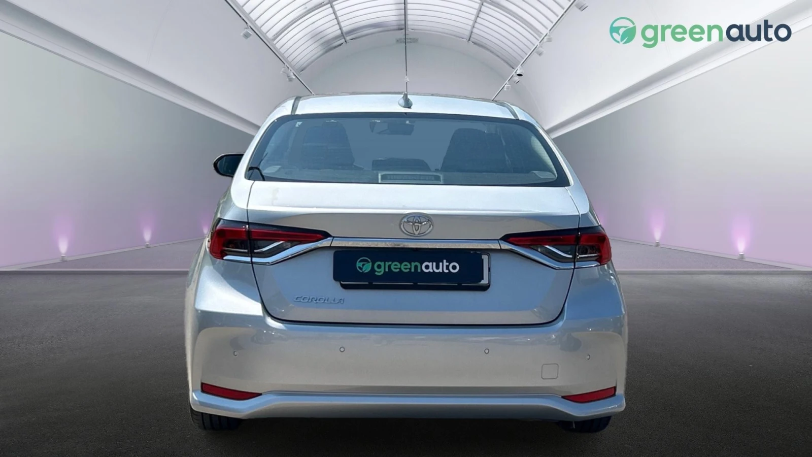 Toyota Corolla 1.6i, Месечна вноска от 488 лв. - изображение 5