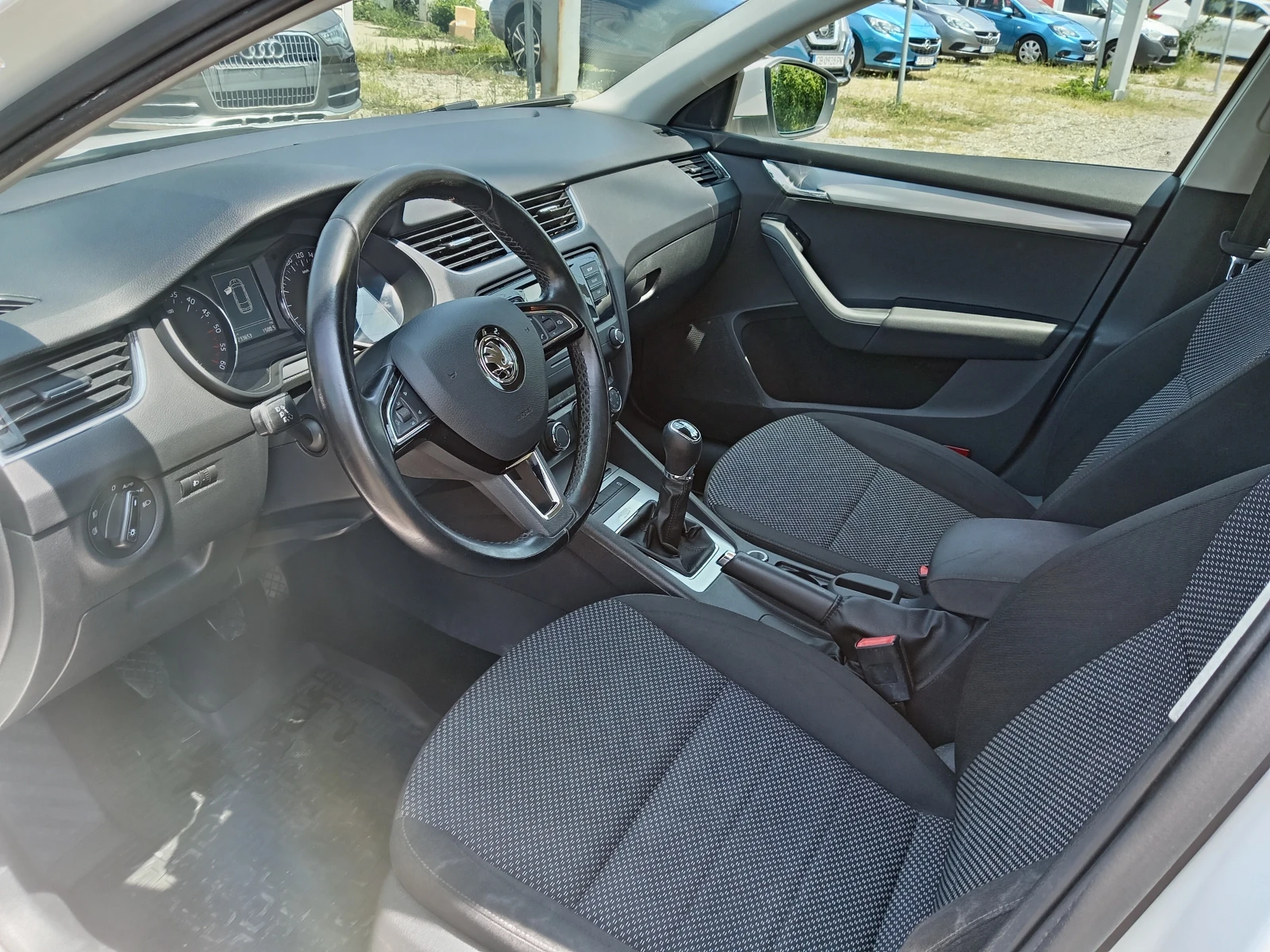 Skoda Octavia 1.6TDI 4x4 - изображение 7