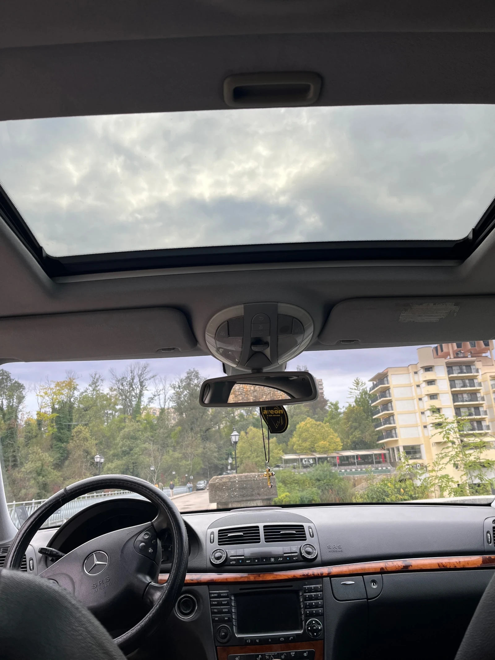 Mercedes-Benz E 280 | Mobile.bg — изображение 12