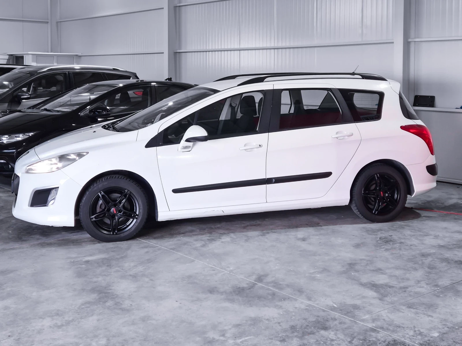 Peugeot 308 SW 1.6 HDI 6ск | Запазена в супер състояние - изображение 2