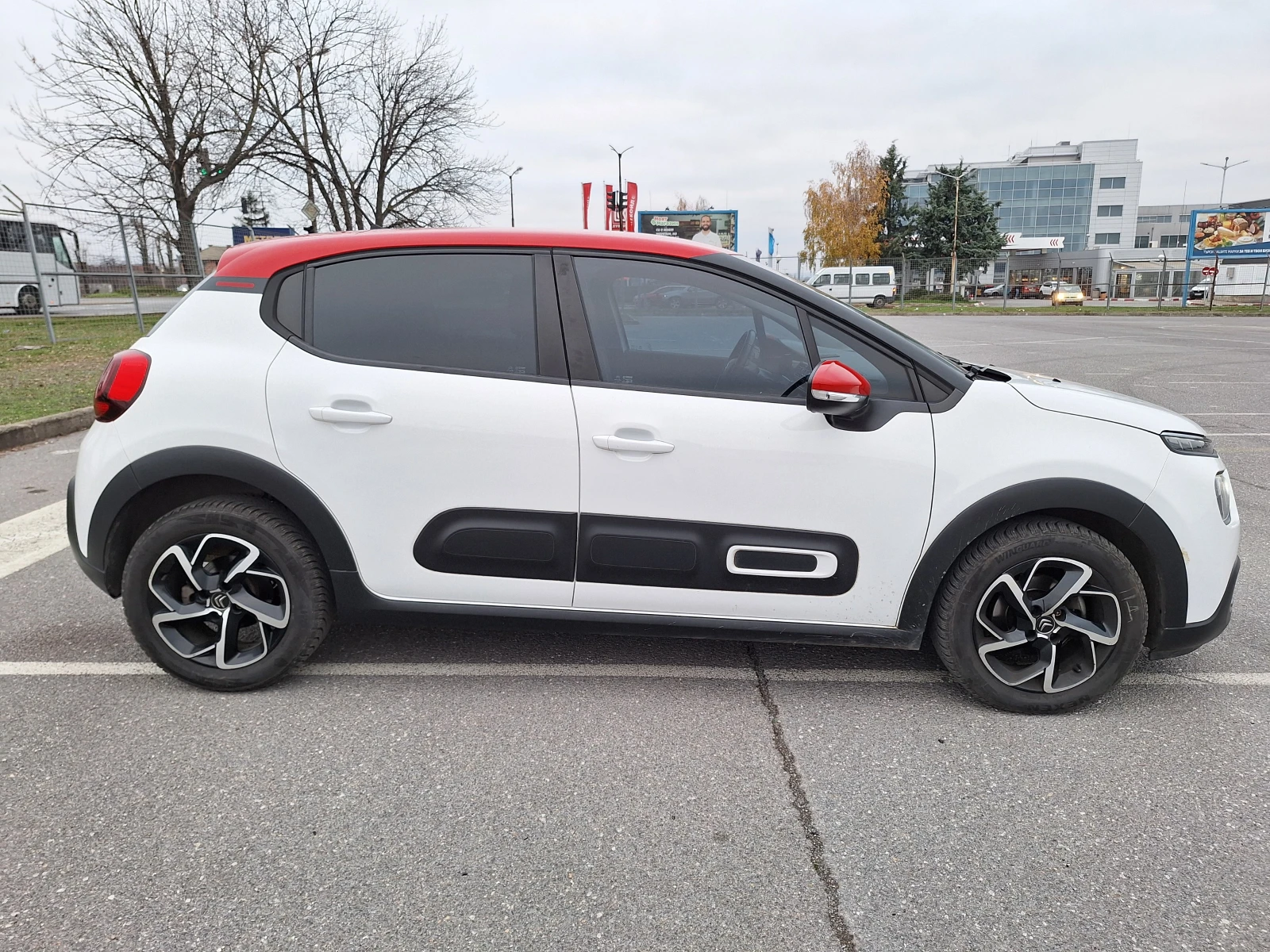 Citroen C3 SHINE PureTech 110 S&S EAT6 E6 �������� | Mobile.bg � ����������� 3