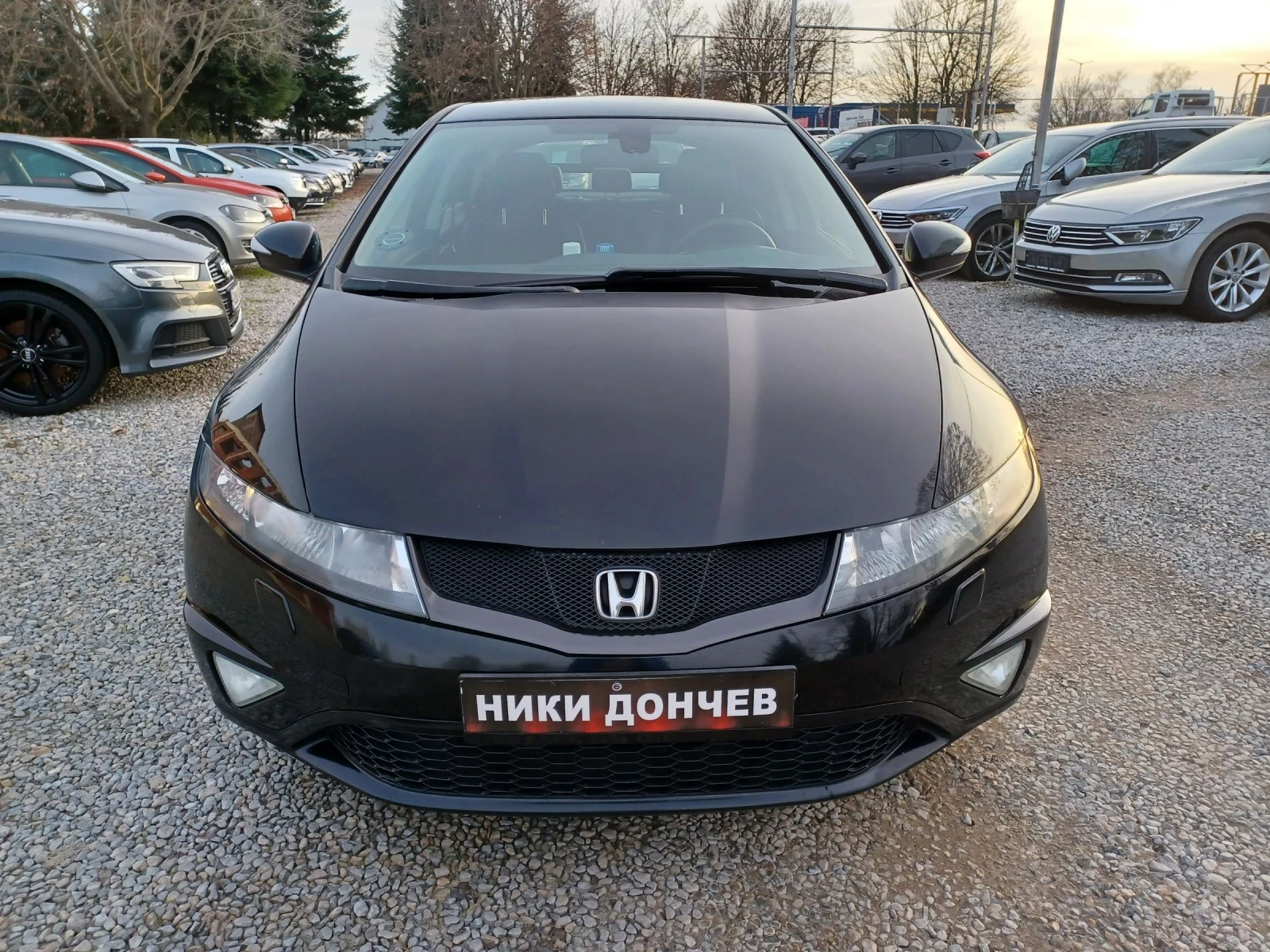 Honda Civic 1.8-140 i-VTEC!! FACELIFT!! KOJA! KEYLESS GO! PODG - изображение 2