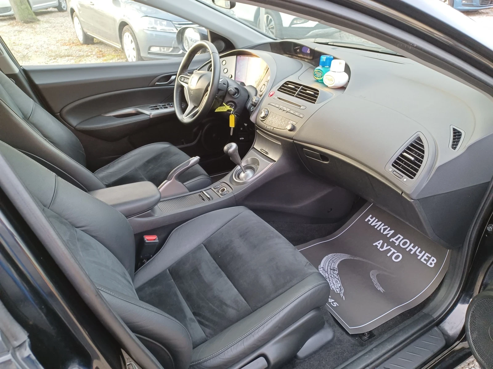 Honda Civic 1.8-140 i-VTEC!! FACELIFT!! KOJA! KEYLESS GO! PODG - изображение 8