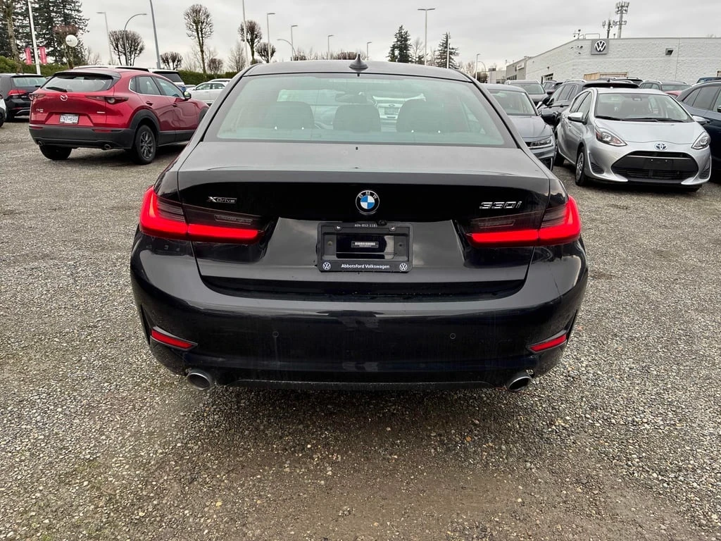 BMW 330 * 330i xDrive * CARFAX * ���� �� �� | Mobile.bg � ����������� 5