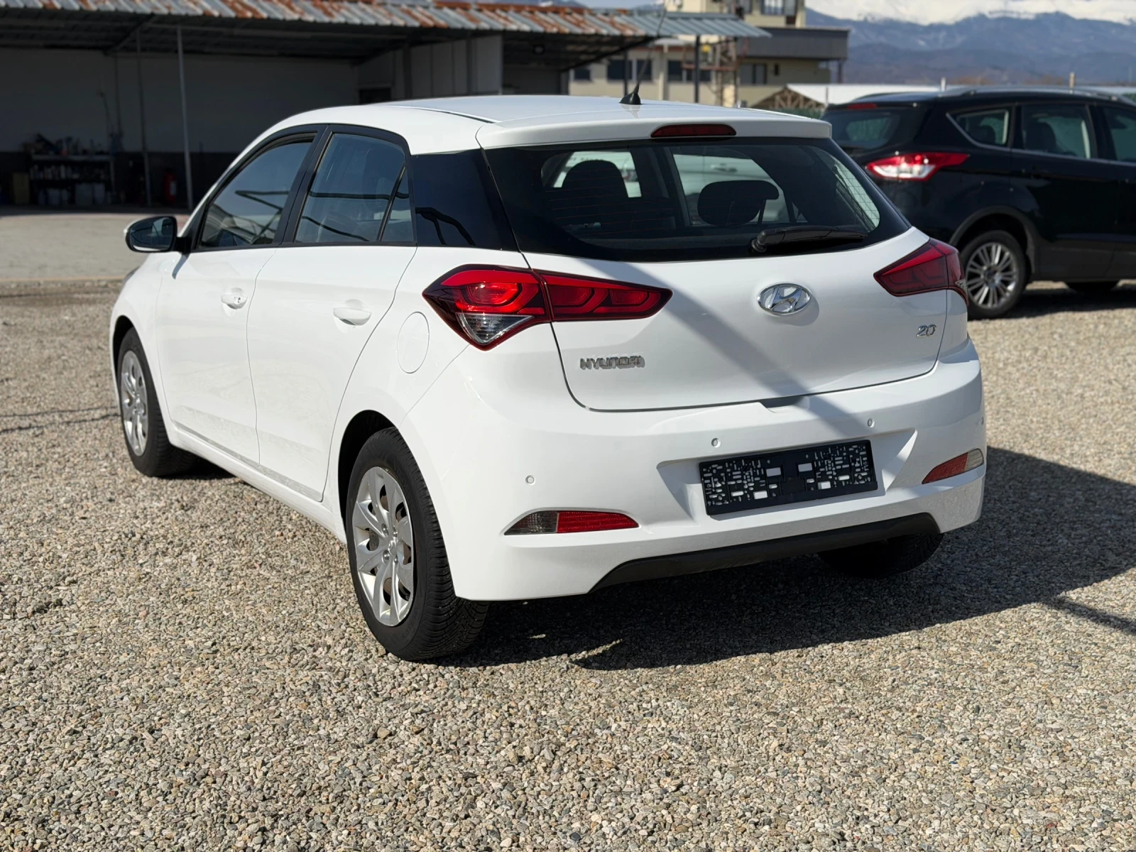 Hyundai I20 1.2i/85hp/SERVICE BOOK/EVRO6/ - изображение 4