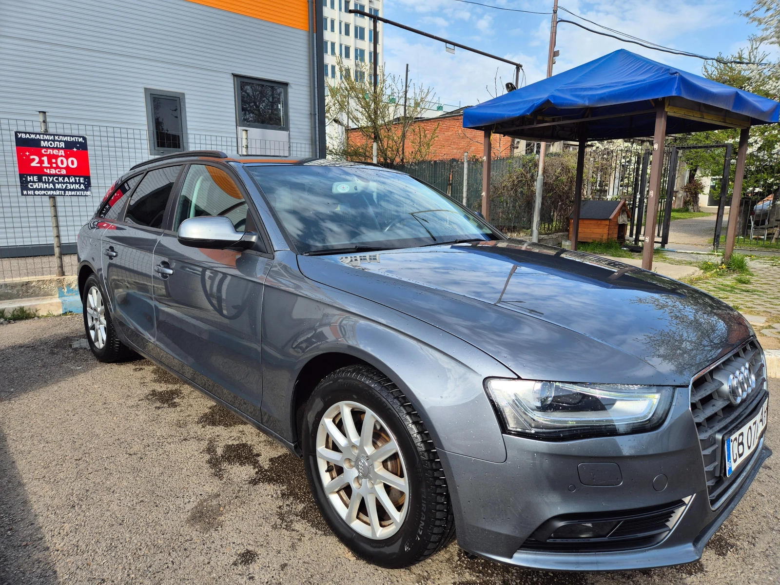 Audi A4 B8.5 Facelift/2.0 TDI/129 000 km/Собственик, снимка 3 - Автомобили и джипове - 53978805