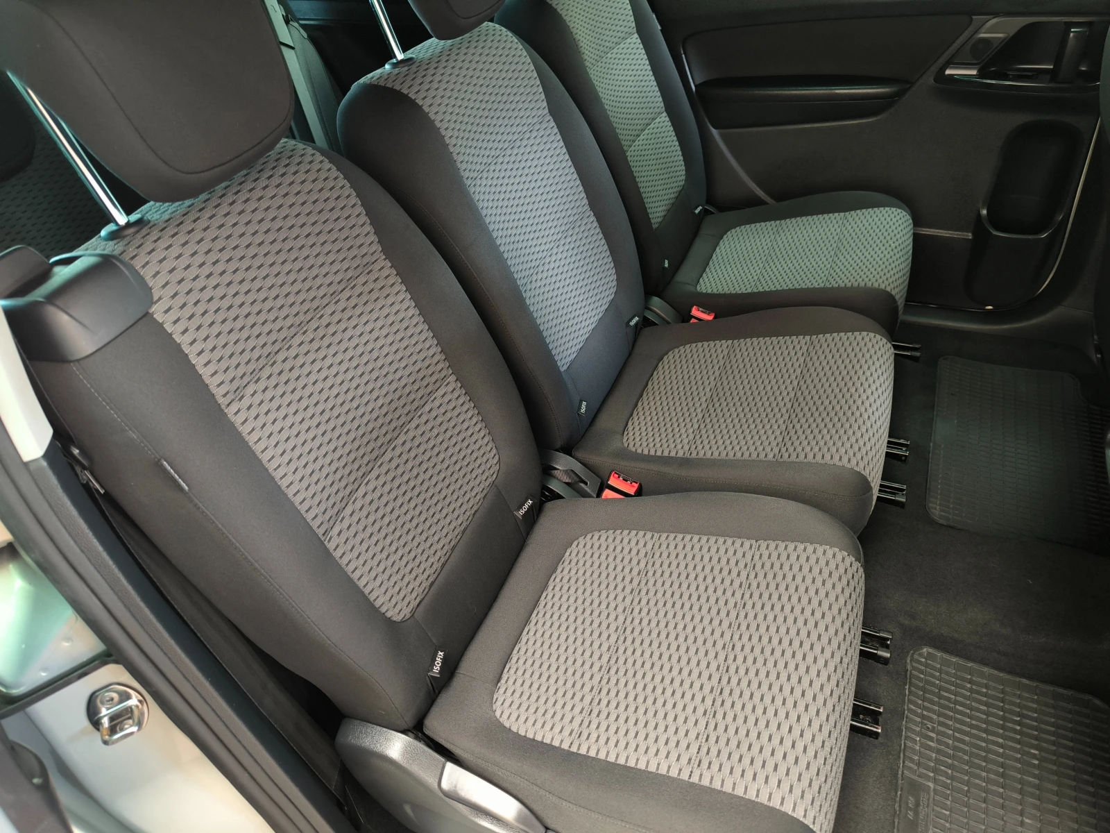 VW Sharan 2, 0 ТDi-150k.c.6скорocти.7места, ЕВРО 5В!, снимка 12 - Автомобили и джипове - 54182669