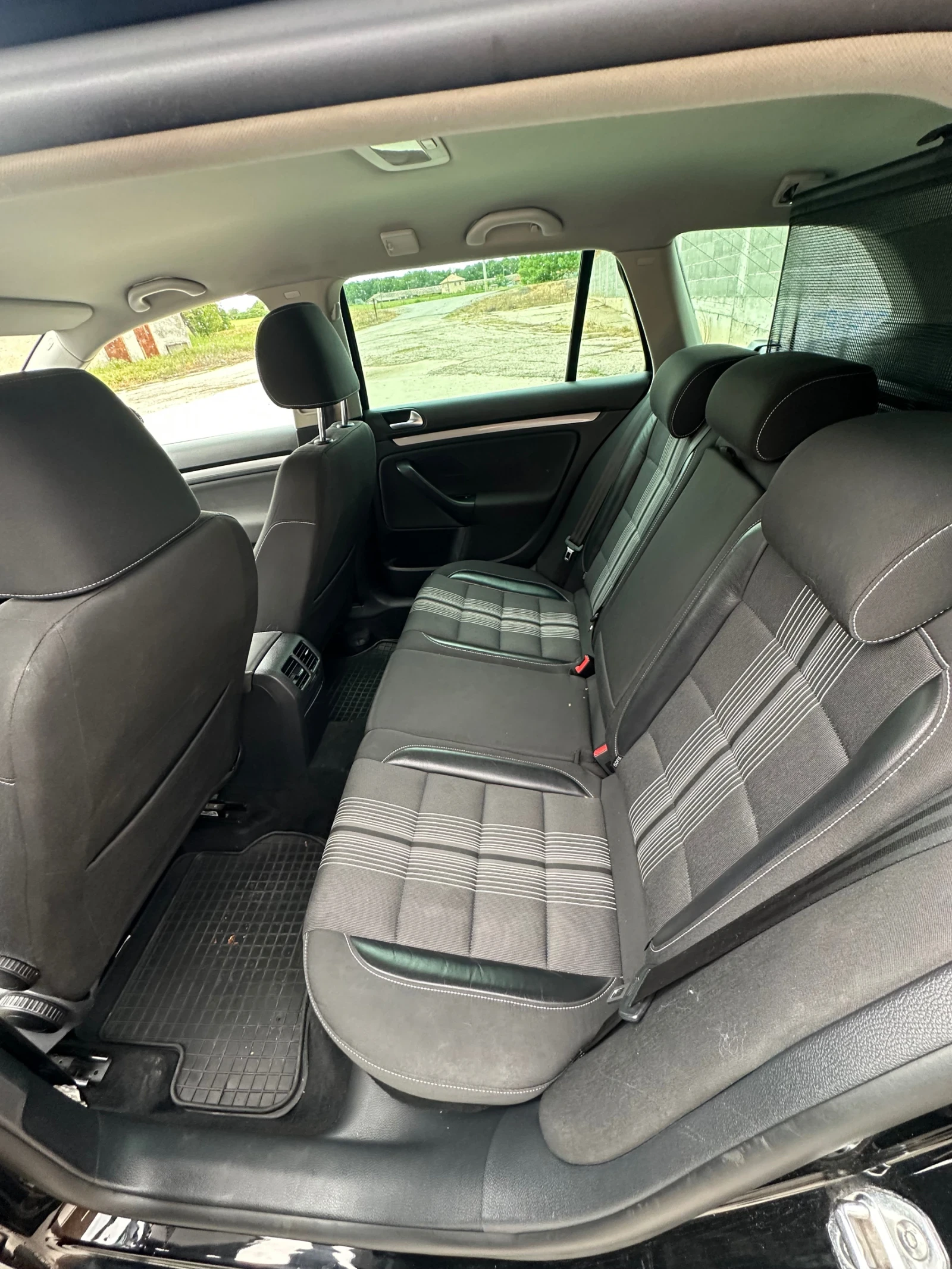 VW Golf Variant 1.6TDI105кс, снимка 9 - Автомобили и джипове - 54487125