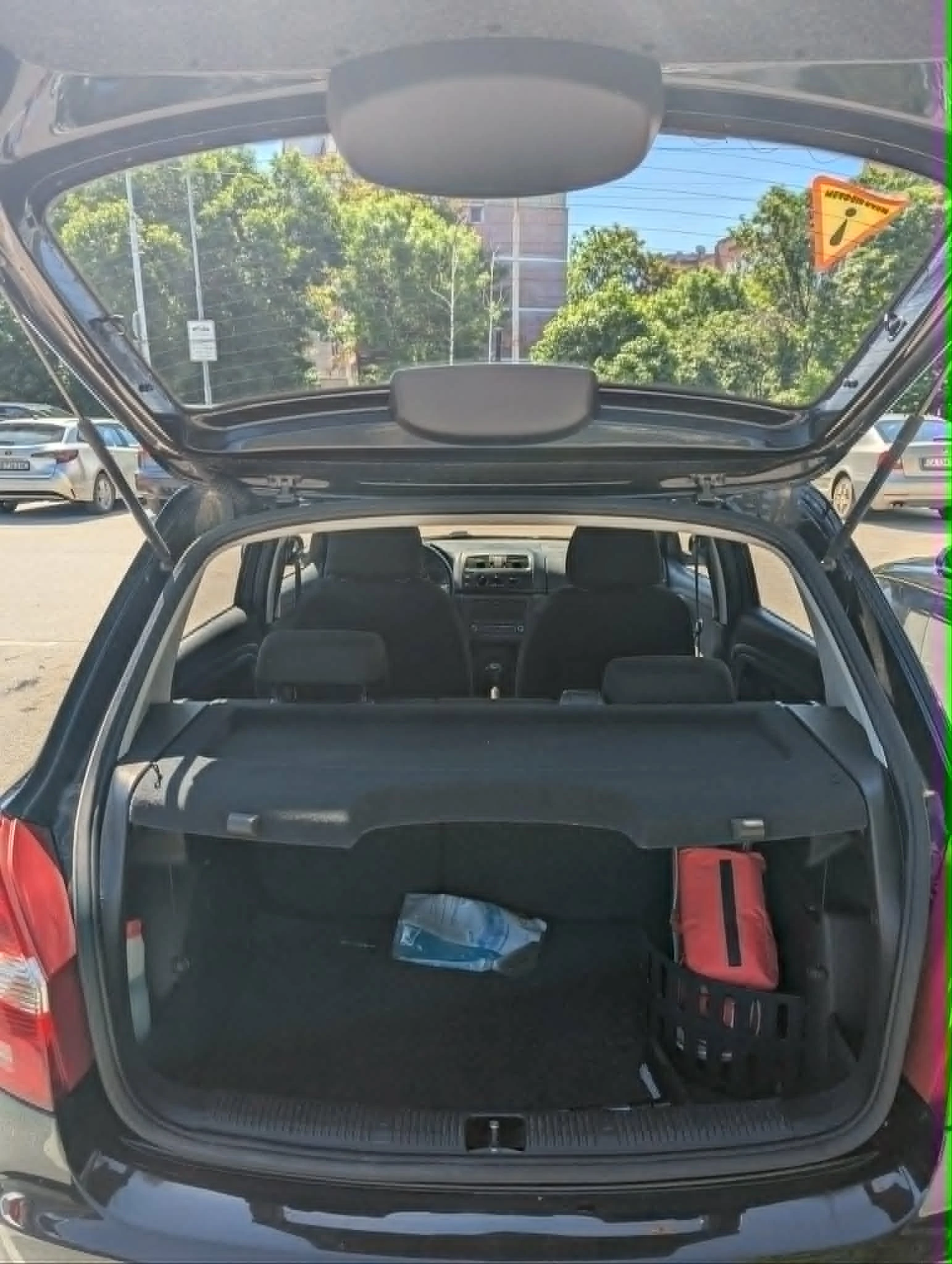 Skoda Fabia, снимка 3 - Автомобили и джипове - 54693522