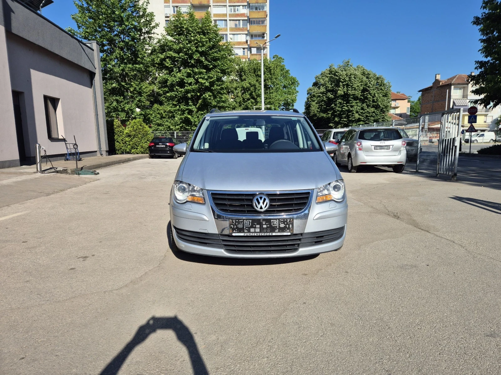 VW Touran 1.9  105 К.С.  6 СКОРОСТИ , снимка 2 - Автомобили и джипове - 54694860
