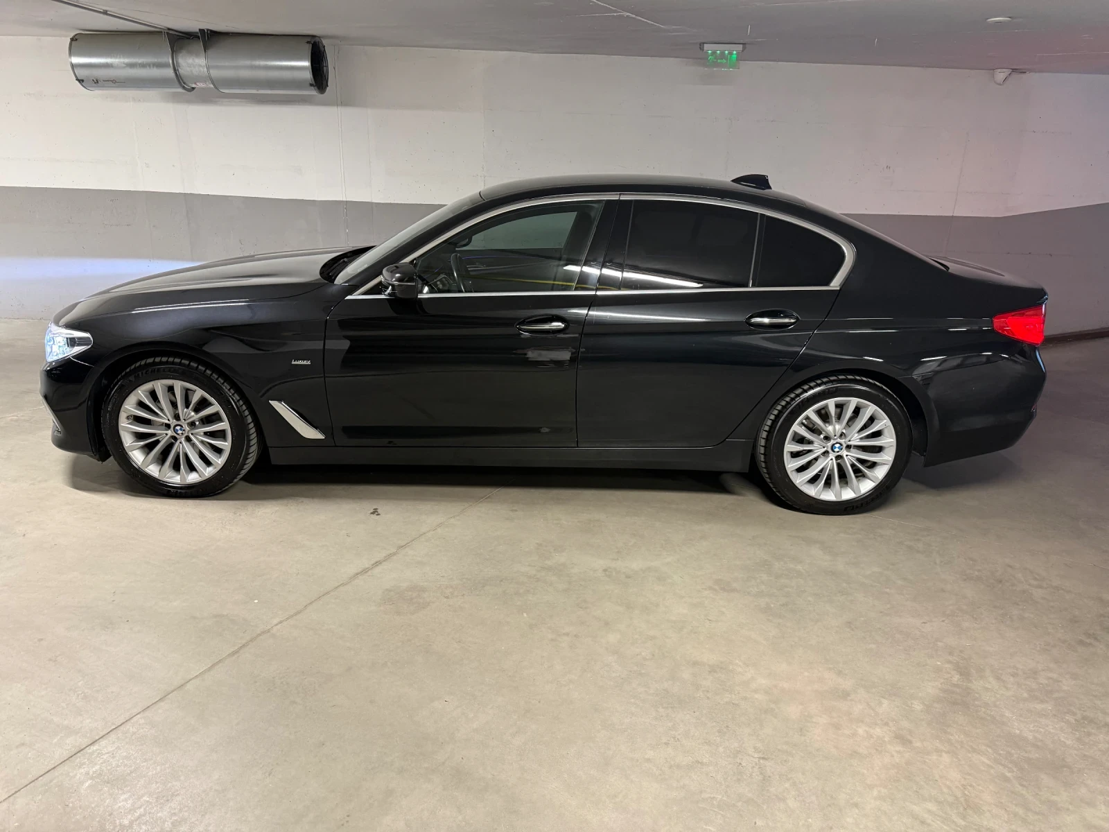 BMW 520 G30, снимка 3 - Автомобили и джипове - 55185237