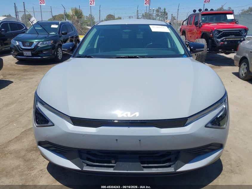 Kia EV6 Light Long Range Rwd, снимка 12 - Автомобили и джипове - 55188193