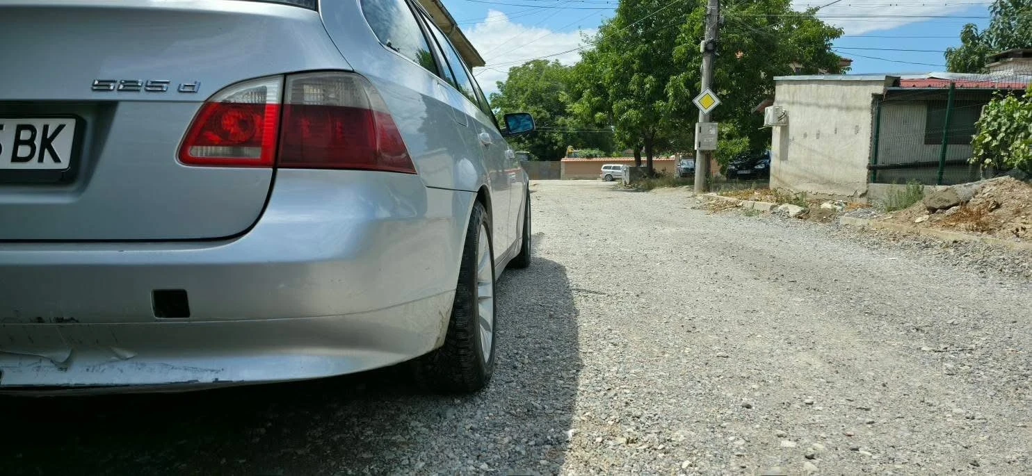 BMW 525, снимка 6 - Автомобили и джипове - 55226168