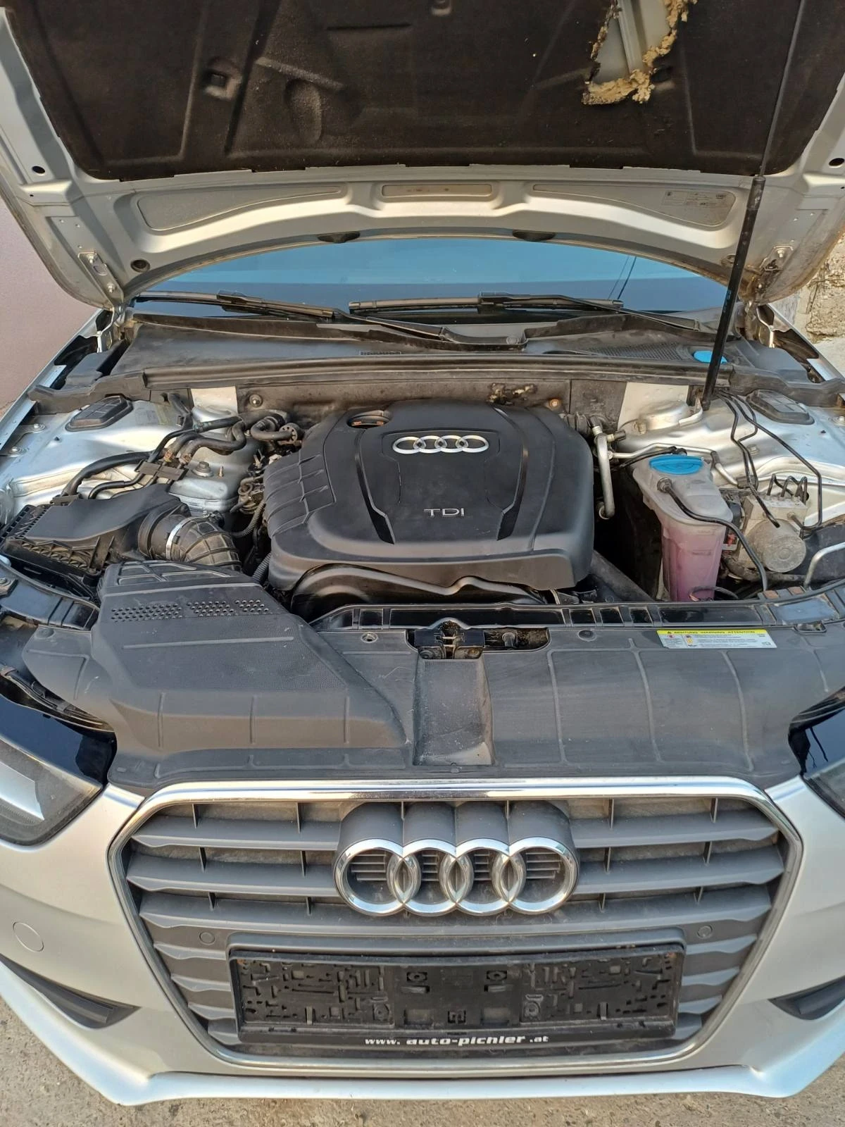 Audi A4 2.0 тди, снимка 6 - Автомобили и джипове - 55277814