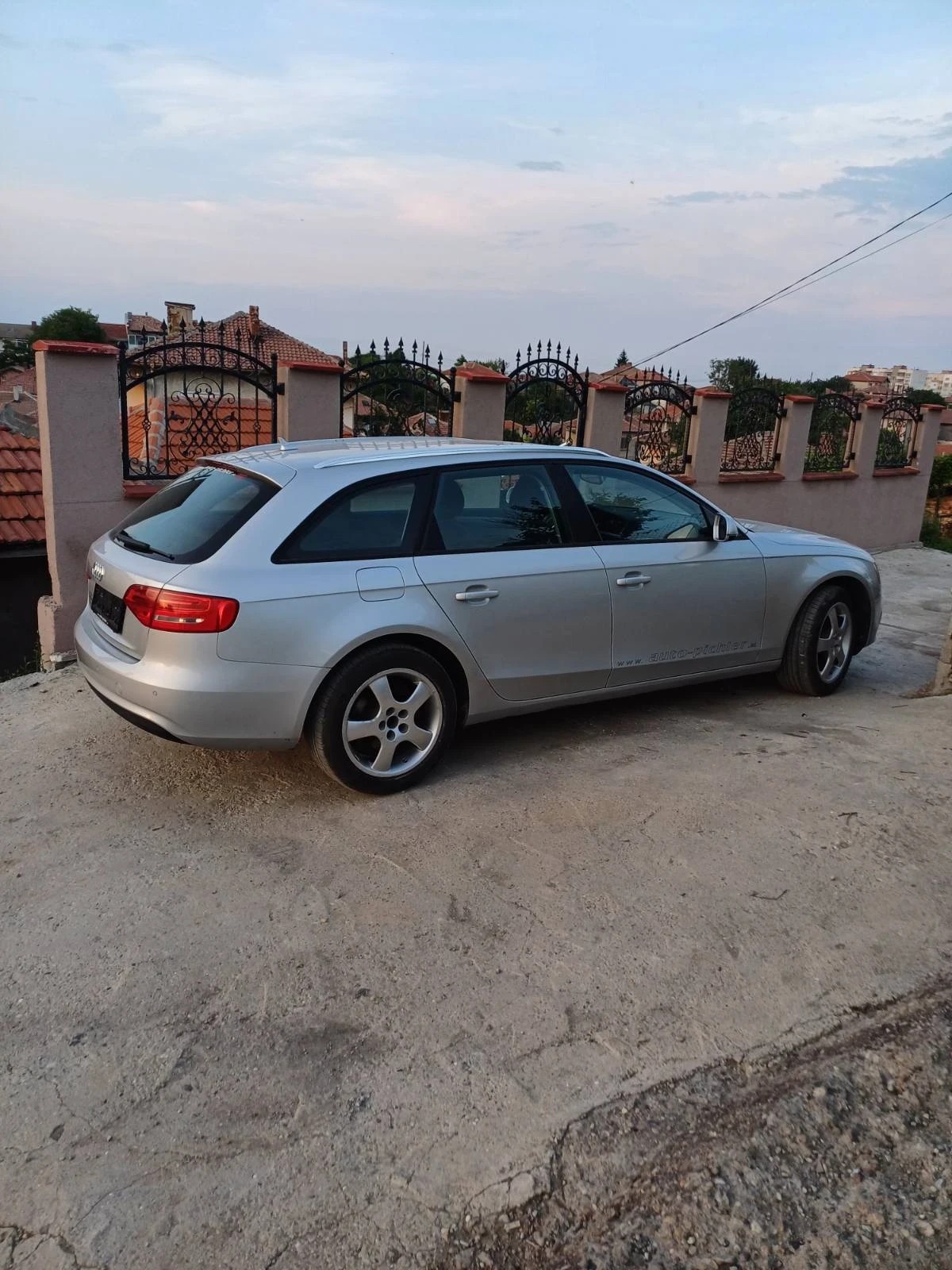 Audi A4 2.0 тди, снимка 3 - Автомобили и джипове - 55277814
