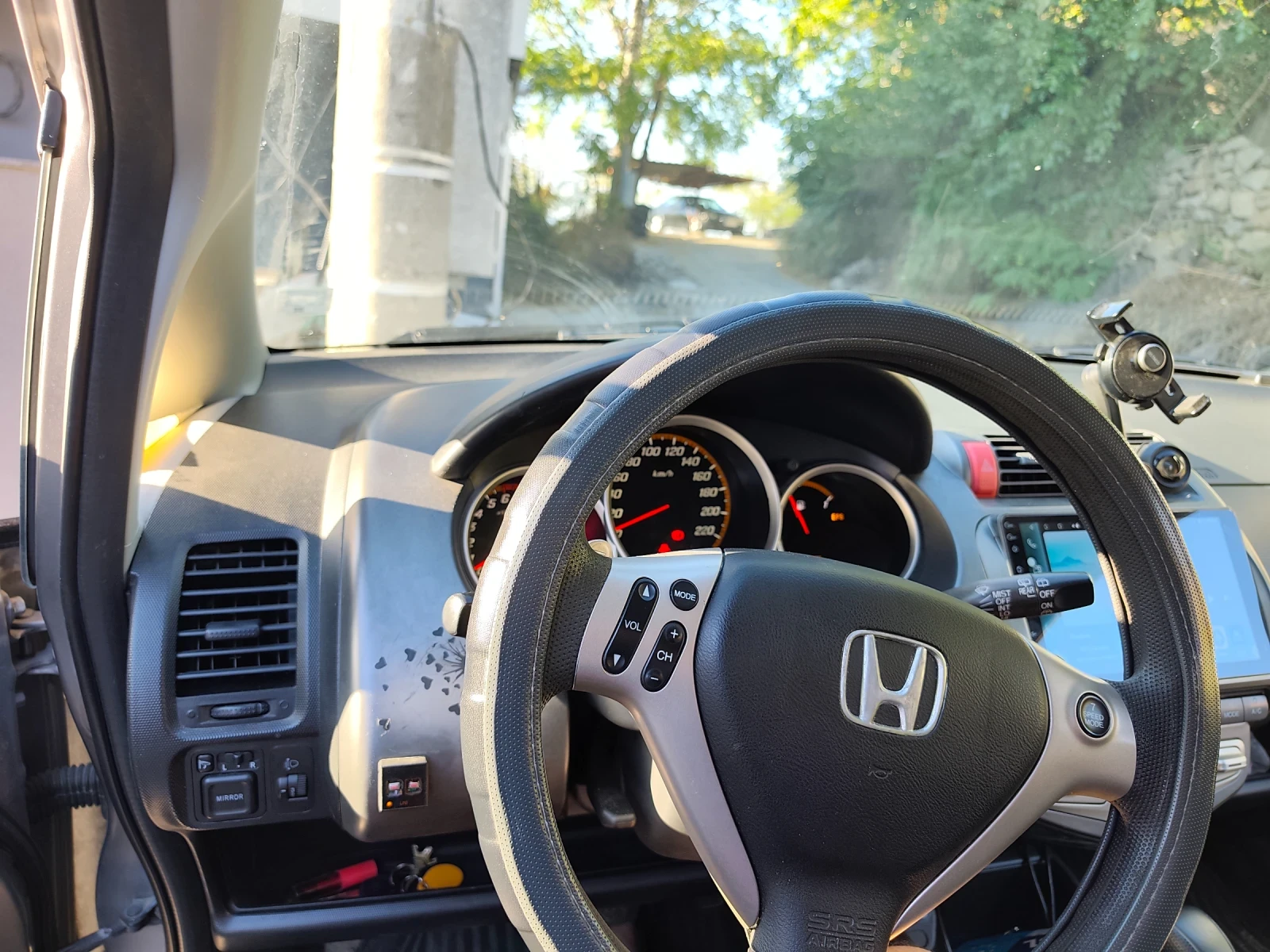 Honda Jazz Парктроник мултимедия камера за задно виждане., снимка 7 - Автомобили и джипове - 56081341