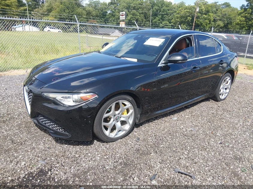 Alfa Romeo Giulia 2.0l Ti Rwd, снимка 2 - Автомобили и джипове - 55586790