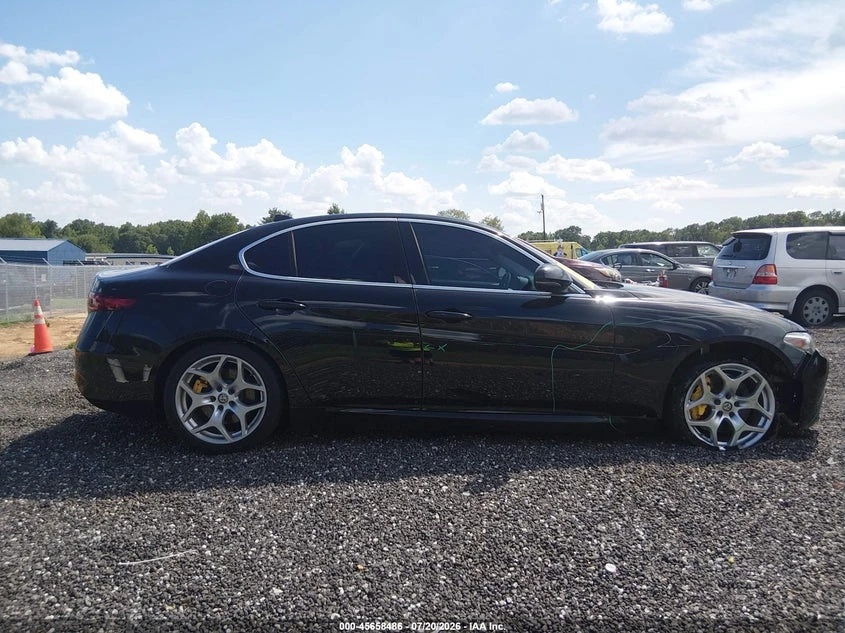 Alfa Romeo Giulia 2.0l Ti Rwd, снимка 13 - Автомобили и джипове - 55586790