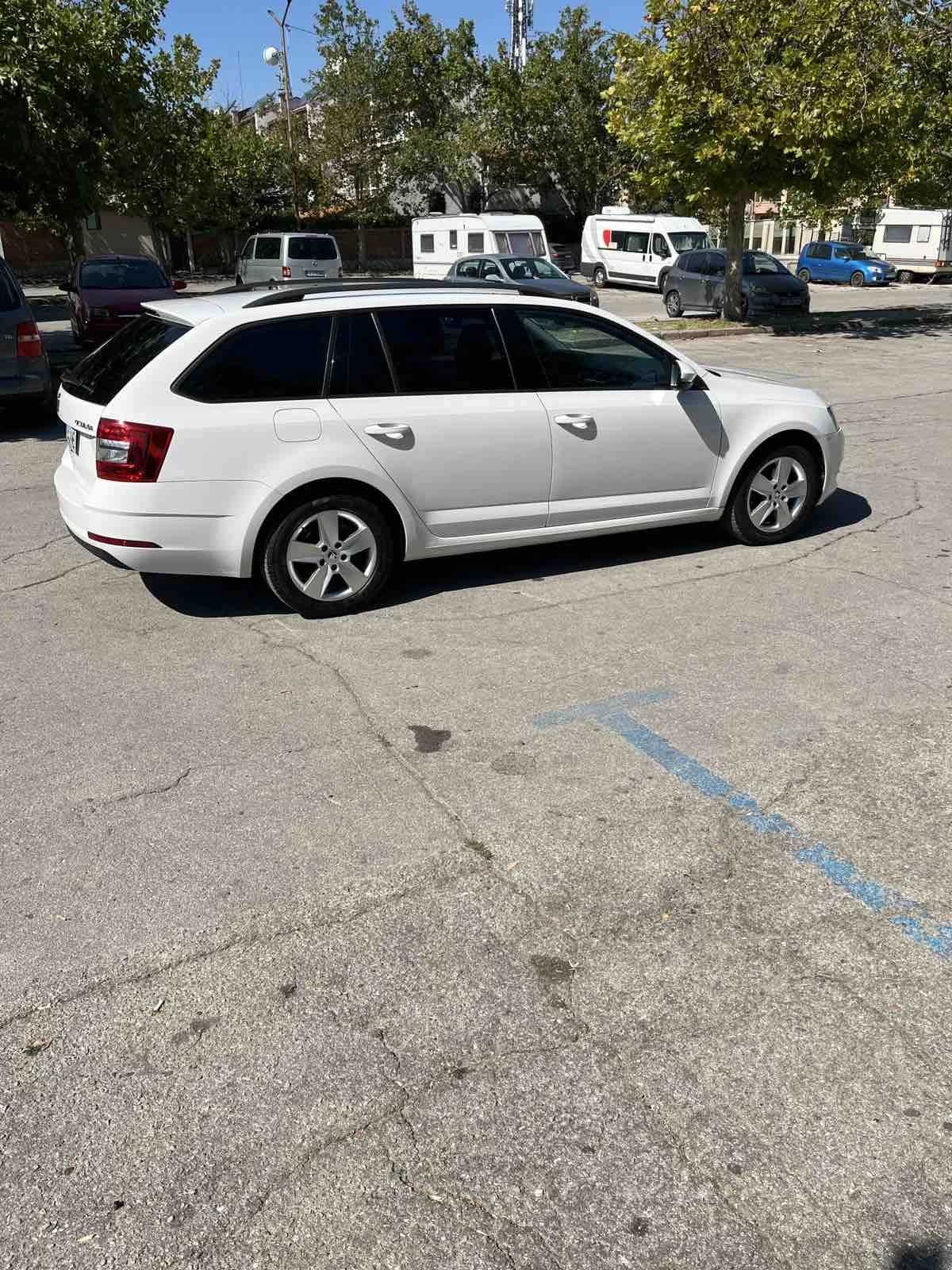 Skoda Octavia, снимка 4 - Автомобили и джипове - 56138681