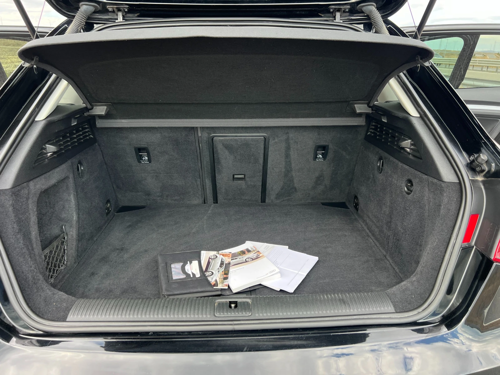 Audi A3 2.0TDI QUATTRO 3X S line FULL LED, снимка 17 - Автомобили и джипове - 56260747