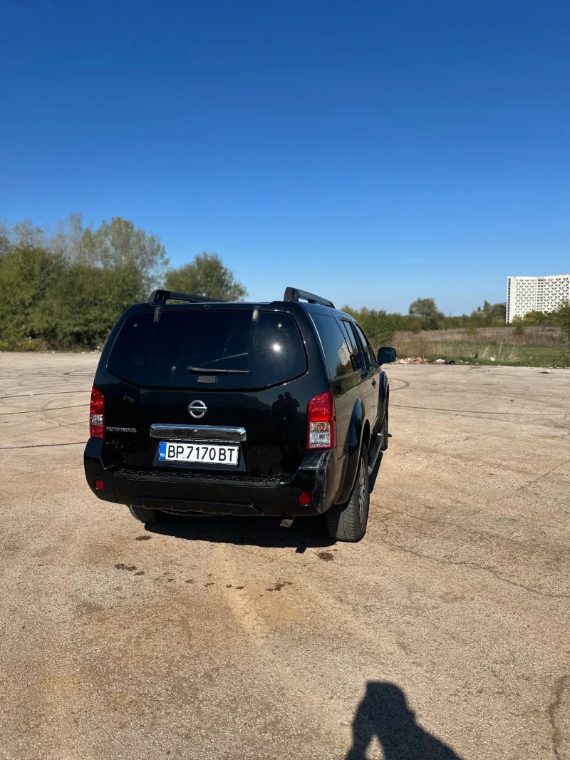 Nissan Pathfinder 2.5, снимка 5 - Автомобили и джипове - 47630213