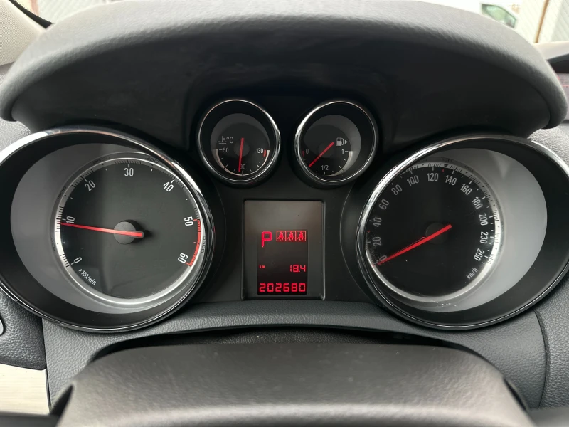 Opel Mokka 1.7d Auto E5B, снимка 16 - Автомобили и джипове - 51332553