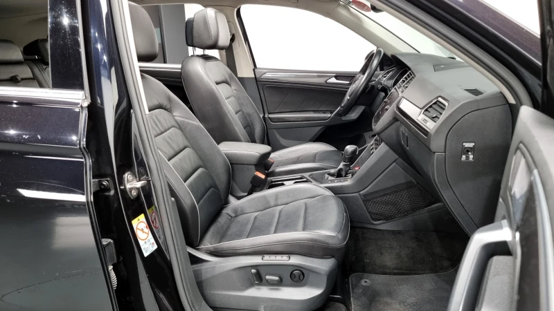 VW Tiguan 2.0TDI PRESTIGE , снимка 10 - Автомобили и джипове - 52534840