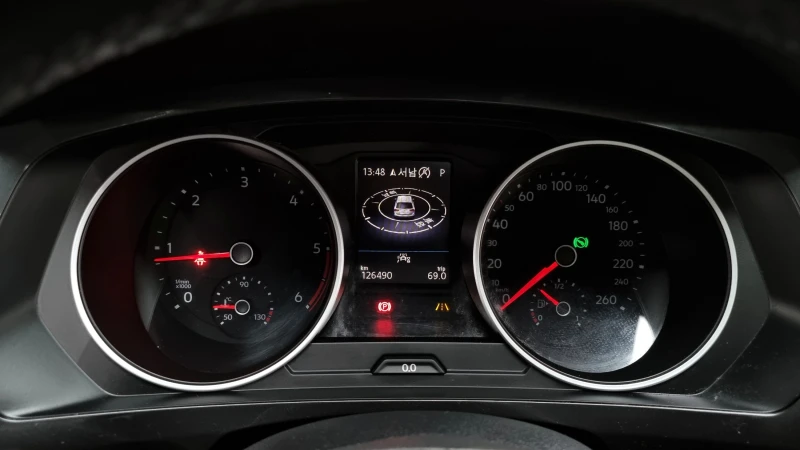 VW Tiguan 2.0TDI PRESTIGE , снимка 7 - Автомобили и джипове - 52534840