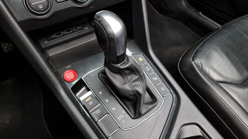 VW Tiguan 2.0TDI PRESTIGE , снимка 8 - Автомобили и джипове - 52534840