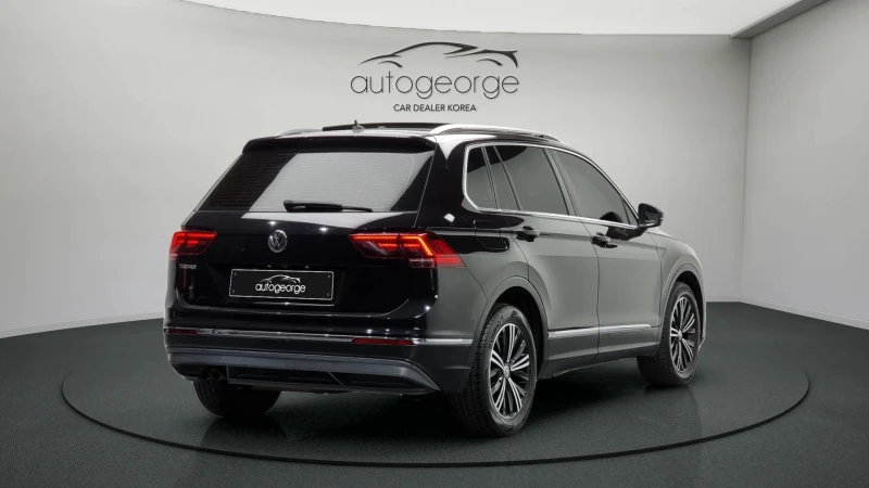 VW Tiguan 2.0TDI PRESTIGE , снимка 2 - Автомобили и джипове - 52534840