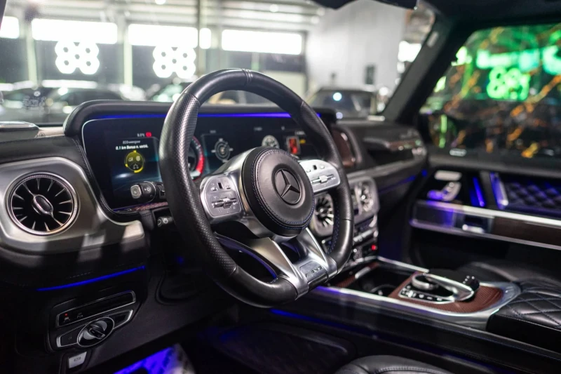 Mercedes-Benz G 63 AMG 4.0 V8 BLACK LINE DESIGNO CARBON BURM ЛИЗИНГ 100%, снимка 11 - Автомобили и джипове - 53363888