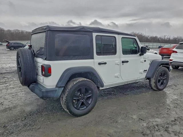 Jeep Wrangler 2.0L 4 4x4 w/Rear Wheel Drv, снимка 6 - Автомобили и джипове - 53168642