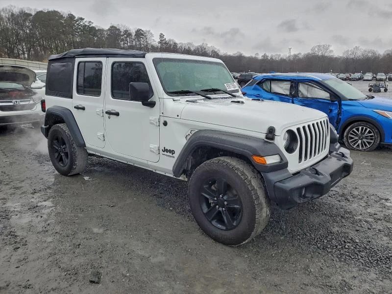 Jeep Wrangler 2.0L 4 4x4 w/Rear Wheel Drv, снимка 7 - Автомобили и джипове - 53168642