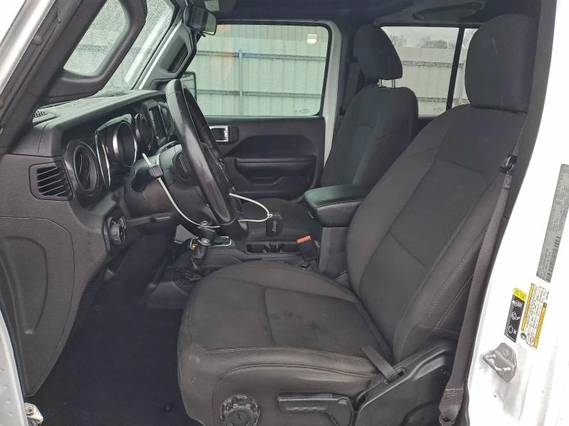 Jeep Wrangler 2.0L 4 4x4 w/Rear Wheel Drv, снимка 10 - Автомобили и джипове - 53168642