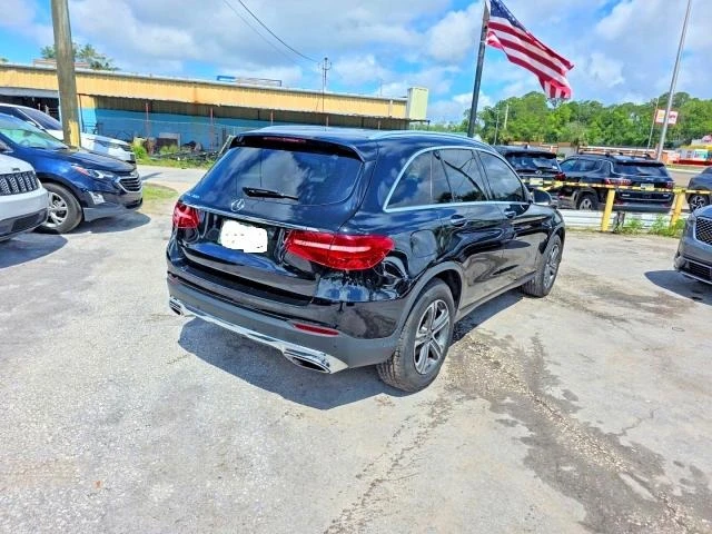 Mercedes-Benz GLC 300, снимка 4 - Автомобили и джипове - 54772519