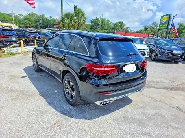 Mercedes-Benz GLC 300, снимка 3 - Автомобили и джипове - 54772519