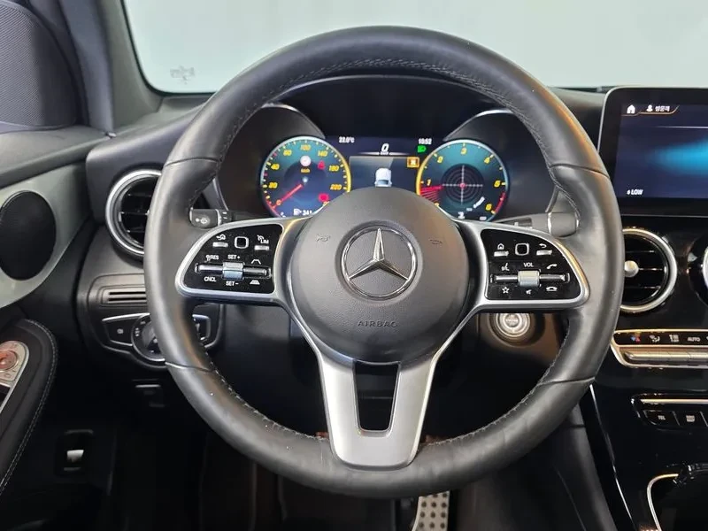 Mercedes-Benz GLC 220 d 4MATIC Coupe/ DIST/ PANO/ DIGI/ ������� | Mobile.bg � ����������� 12