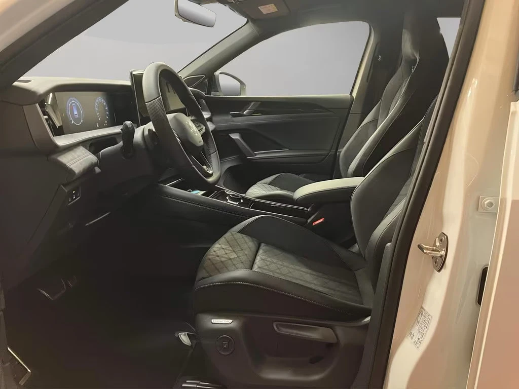 VW Tayron 2.0TDI/R-LINE/150HP/BACK-STYLE/ACC/NAVI/7S./860f | Mobile.bg   11