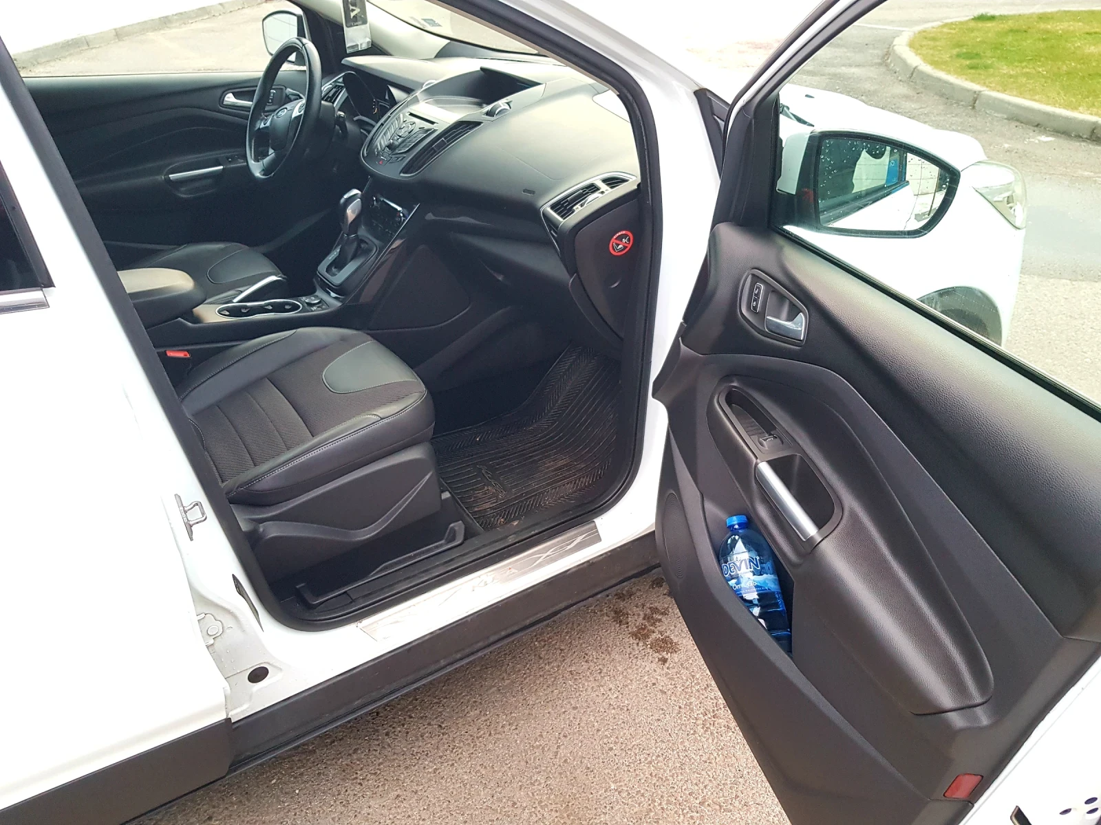 Ford Kuga  - изображение 10