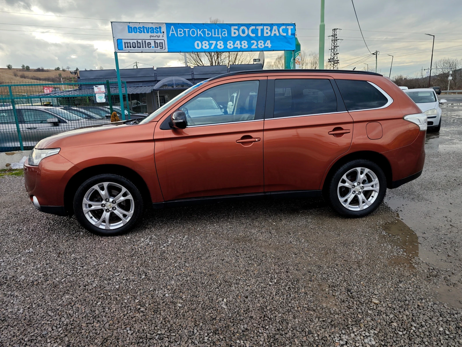 Mitsubishi Outlander 2, 2 DiD 4WD 7 места - изображение 2