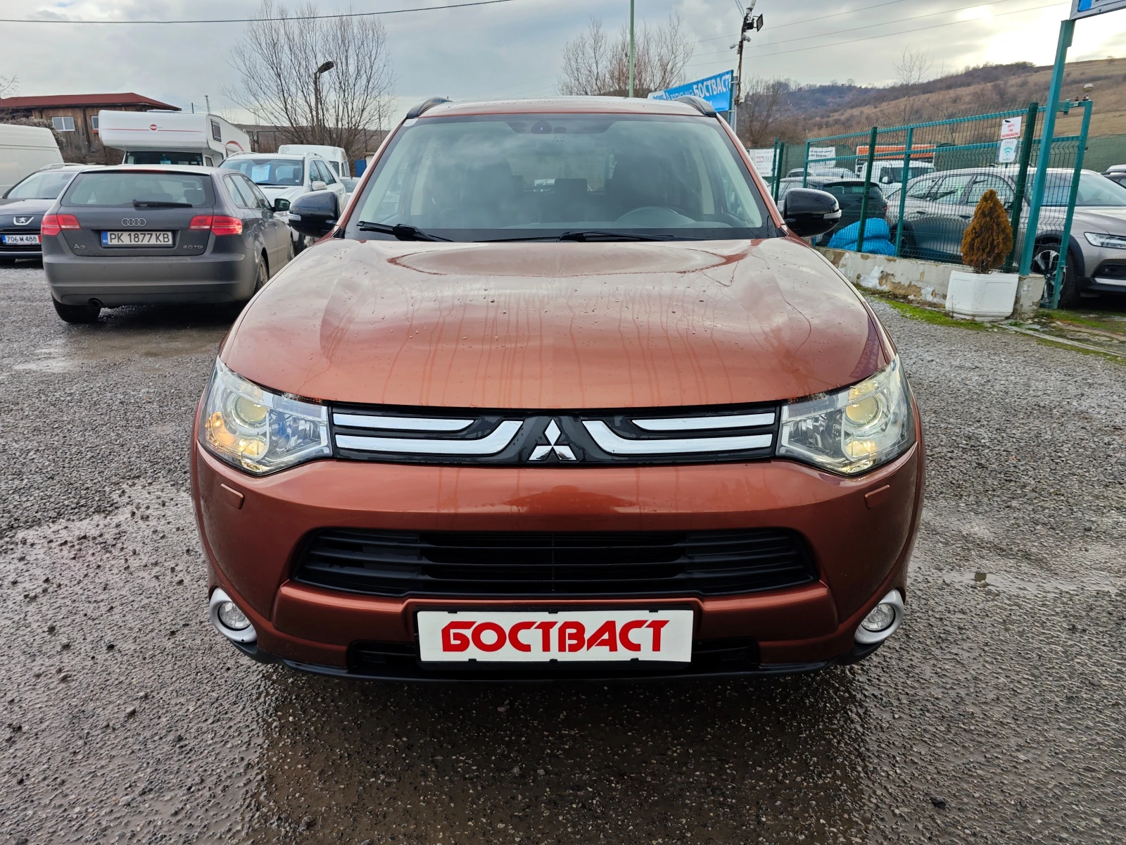 Mitsubishi Outlander 2, 2 DiD 4WD 7 места - изображение 7