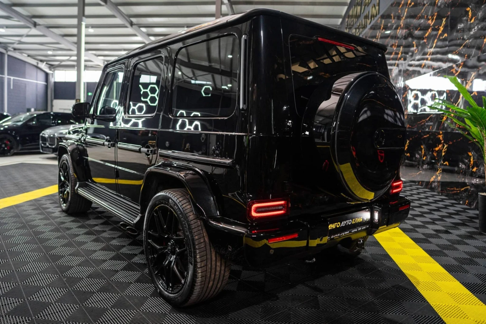 Mercedes-Benz G 63 AMG 4.0 V8 BLACK LINE DESIGNO CARBON BURM ЛИЗИНГ 100% - изображение 6