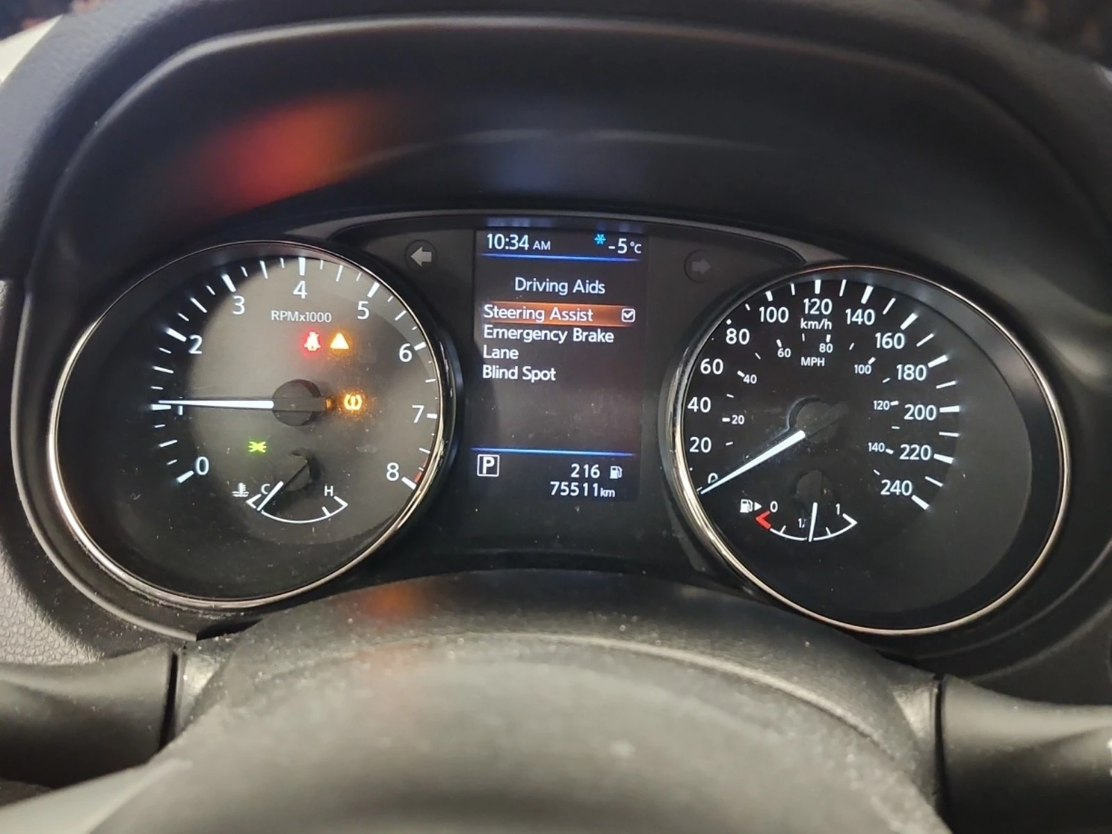 Nissan Qashqai 2L 4cyl AWD, снимка 9 - Автомобили и джипове - 53710209