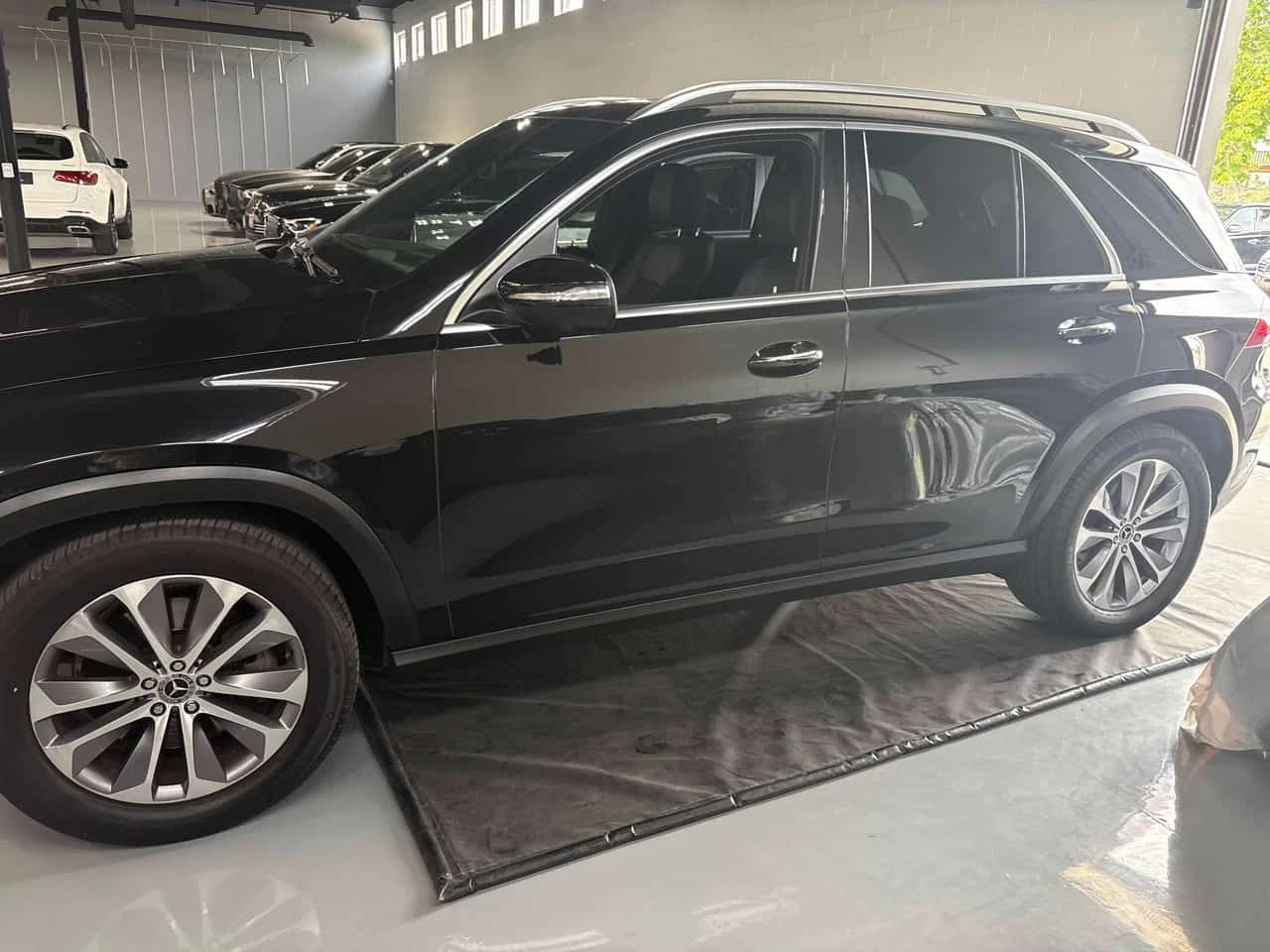 Mercedes-Benz GLE * 450 * CARFAX * ЦЕНА ДО БГ, снимка 4 - Автомобили и джипове - 55050285