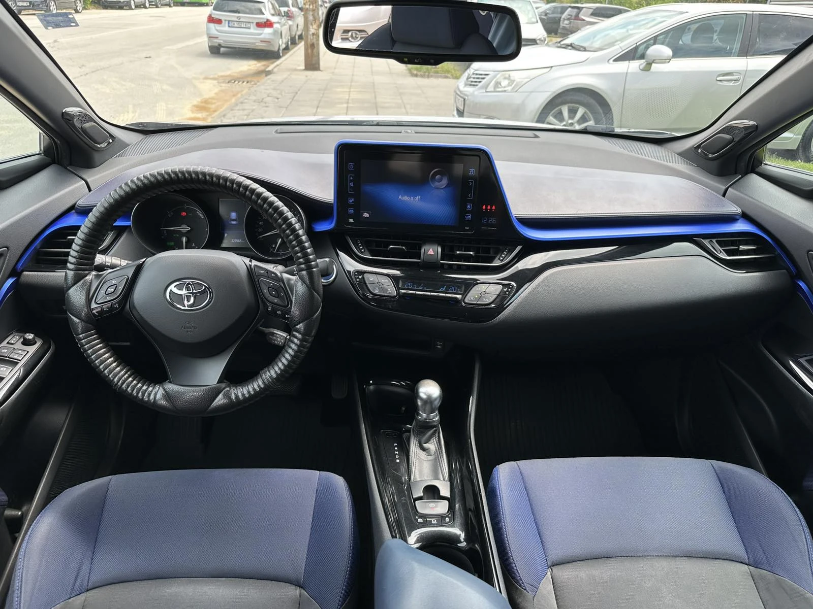 Toyota C-HR 1.8 HSD Cult, снимка 11 - Автомобили и джипове - 55147672