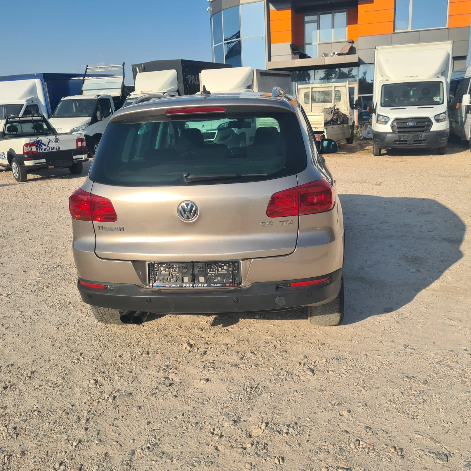 VW Tiguan 2.0 tdi-4 motion, снимка 5 - Автомобили и джипове - 55647013