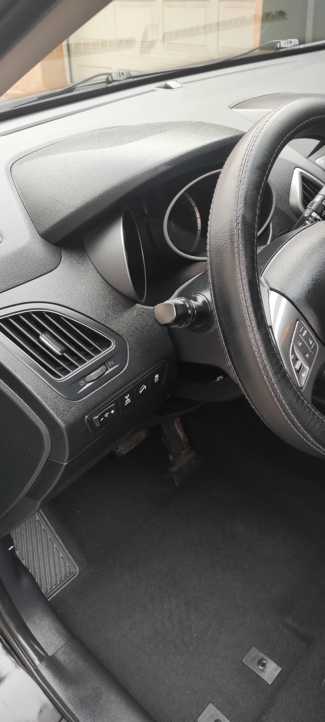 Hyundai IX35, снимка 3 - Автомобили и джипове - 56165902