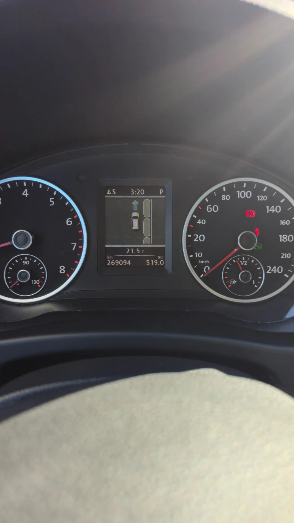 VW Tiguan R-LINE  4MOTION DSG, снимка 11 - Автомобили и джипове - 56636518