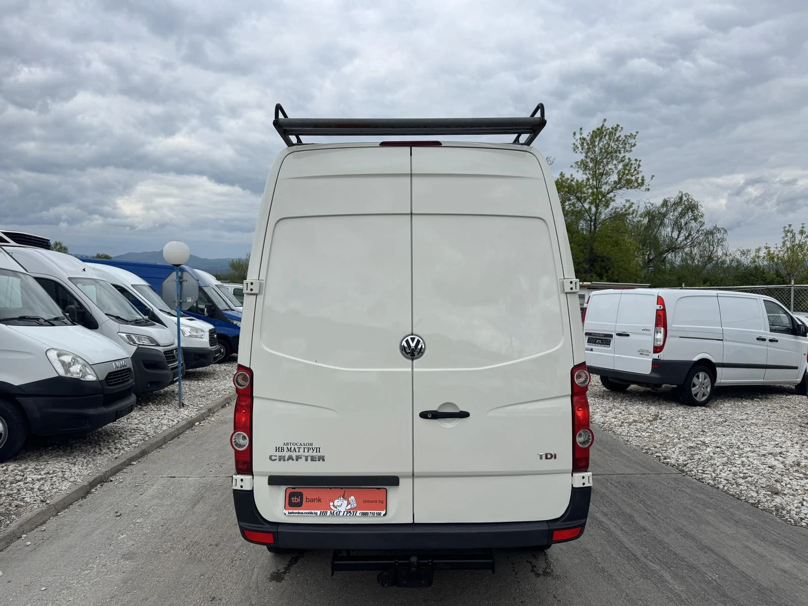 VW Crafter 2.5TDI KLIMATRONIK, снимка 5 - Бусове и автобуси - 54380237